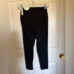 Aerie Black High-Waisted Leggings. Size M Short. NWT